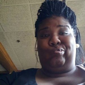 Meet your Posher, Quinn